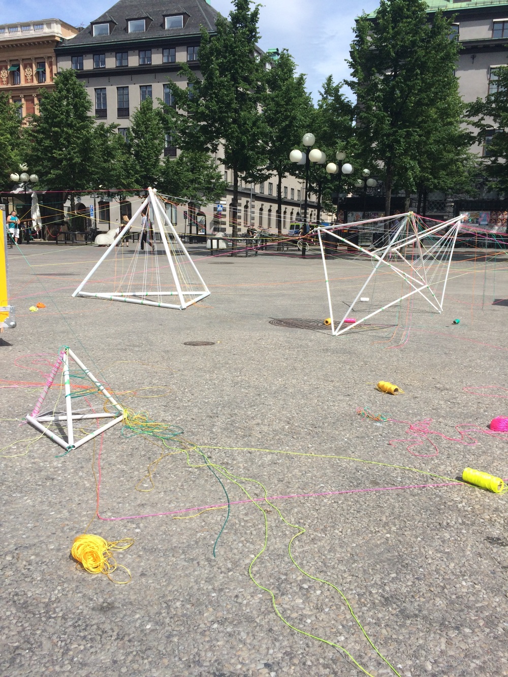 SPATIAL img 6330 1000 weaving installation genom SPATIAL