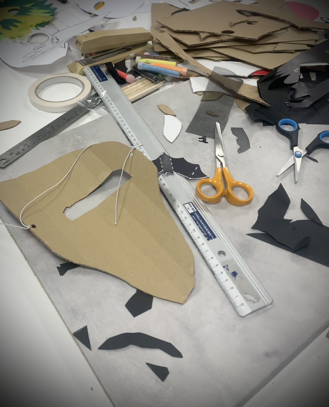 screenshot, cardboard craft, Kartongslojd, kids. workshop